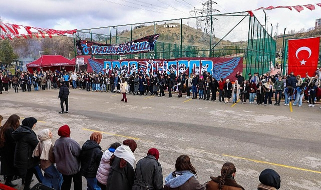 Keçiören Belediyesi’nin ev sahipliğinde Başkent Trabzon Dernekler Federasyonu tarafından Bağlum