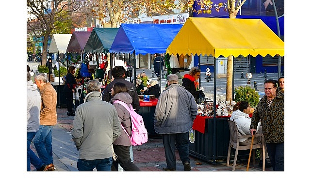 Kadınların yaratıcılığı ve emeğiyle ortaya çıkan ürünlerin vatandaşlarla buluşturulduğu ‘Üreten