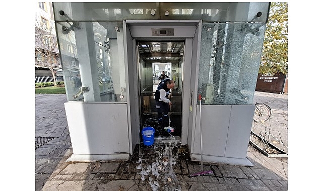 Kocaeli Büyükşehir Belediyesi, vatandaşların güvenli ve hijyenik bir şekilde ulaşım