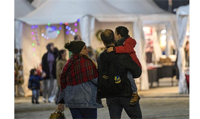 İzmir Büyükşehir Belediyesi tarafından ikinci kez düzenlenen Yeni Yıl Festivali