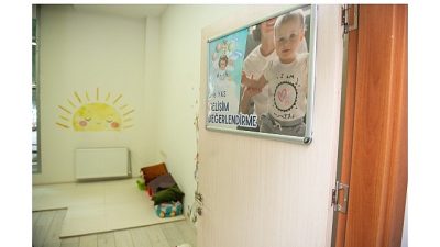 Yenişehir Belediyesi Akademi Binası, Sağlık Bakanlığı tarafından yürütülen “Bebek Dostu