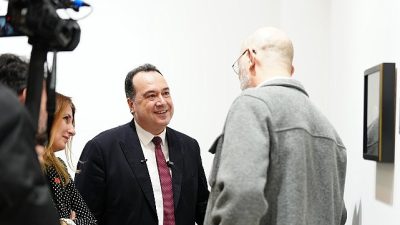 Manisa Büyükşehir Belediyesi’nin ev sahipliğinde, küratörlüğünü Fahri Özdemir’in üstlendiği ‘Sarışın