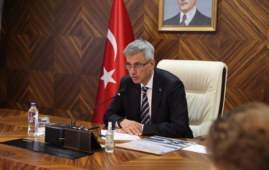 Sağlık Bakanı Prof.Dr. Kemal Memişoğlu’nun paylaşımlarına sağlık personelleri ve hastalar