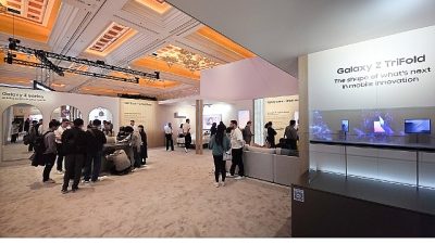 Bakıma Eşlik Eden Yapay Zekâ Dostu alanı, Samsung'un The First