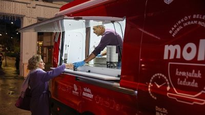 Bakırköy Belediyesi, kış aylarında soğuk havanın etkisini artırdığı sabah saatlerinde