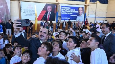 Konya Büyükşehir Belediye Başkanı Uğur İbrahim Altay, 2025-2026 Eğitim-Öğretim Yılı’nın