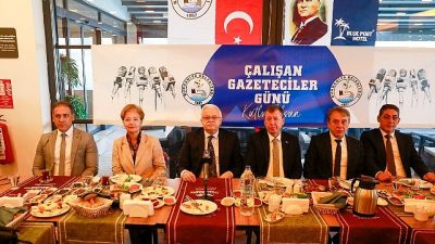 10 Ocak Çalışan Gazeteciler Günü vesilesi ile  Burhaniye Belediye Başkanı