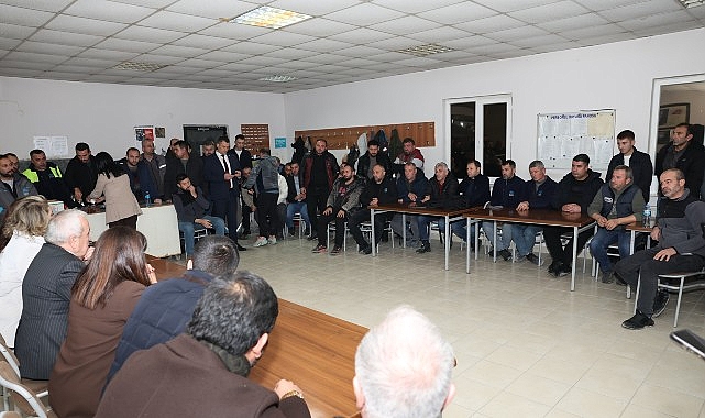 Nilüfer Belediye Başkanı Şadi Özdemir, zorlu kış şartlarında kentin ulaşımının