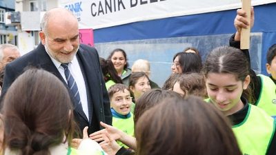 Canik Belediye Başkanı İbrahim Sandıkçı, Ödüllü Canik Sıfır Atık Köyü'yle