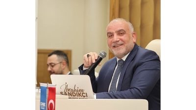 Canik Belediye Başkanı İbrahim Sandıkçı, bu yıl da emeklilere yönelik