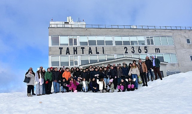 Kemer Belediye Başkanı Necati Topaloğlu, Antalya'da düzenledikleri “Nesilden nesile kalpten