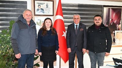 Afyon Evciler Belediye Başkanı Berrin Uğurlu ve Fen İşleri Teknikeri