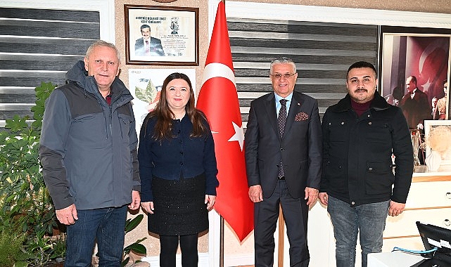 Afyon Evciler Belediye Başkanı Berrin Uğurlu ve Fen İşleri Teknikeri