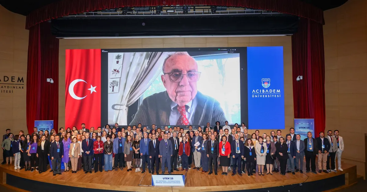 Tıp eğitimi; bilimsel ilerlemeler, teknolojik devrimler ve evrilen toplumsal beklentiler