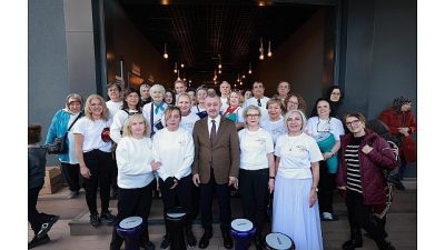 İlham Veren Kadınlar Buluşması'nın beşincisi İzmit'te gerçekleştirildi. Başkan Büyükakın da