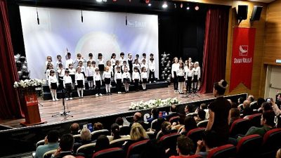 Bornova Belediyesi, eğitime verdiği destek ve genç odaklı çalışmalarıyla İzmir