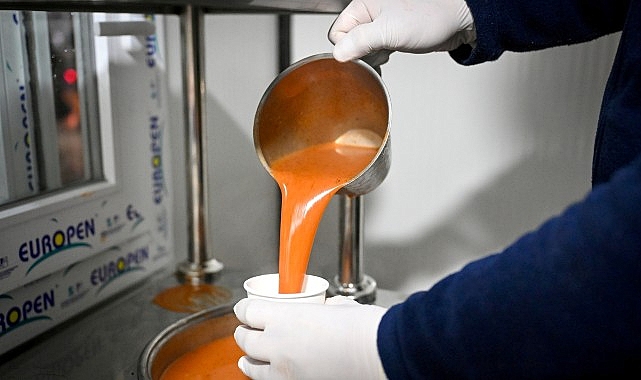 Bornova Belediyesi, soğuk kış günlerinde Bornova ve Stadyum Metro istasyonlarında