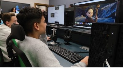 Atölyeler, etkinlikler, geziler ve sosyal sorumluluk projeleri ile Kocaeli’deki gençlerin