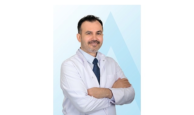 Geceleri omzunuzda hissettiğiniz hafif bir ağrı, zamanla kolunuzu kaldırmanızı zorlaştırıyorsa,