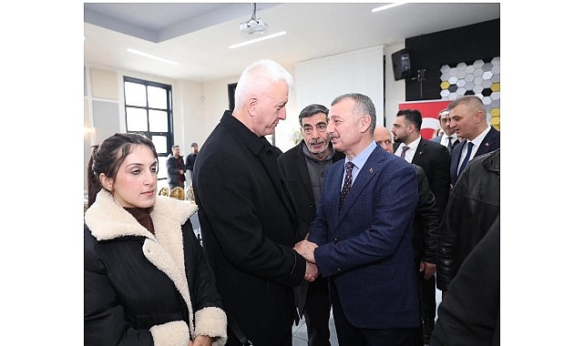 Kocaeli Büyükşehir Belediye Başkanı Tahir Büyükakın, AK Parti Gölcük İlçe