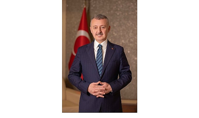 Kocaeli Büyükşehir Belediye Başkanı Tahir Büyükakın, 2025-2026 eğitim-öğretim yılı ilk döneminin sona