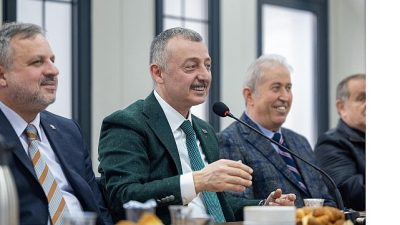 Kocaeli Büyükşehir Belediye Başkanı Tahir Büyükakın, Kocaeli Ordulular Derneği’nin programına