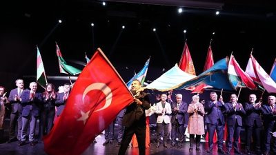 Kocaeli Büyükşehir Belediyesi'nin “Ortak Miras Tek Yürek” etkinliğinde Türk Dünyası,