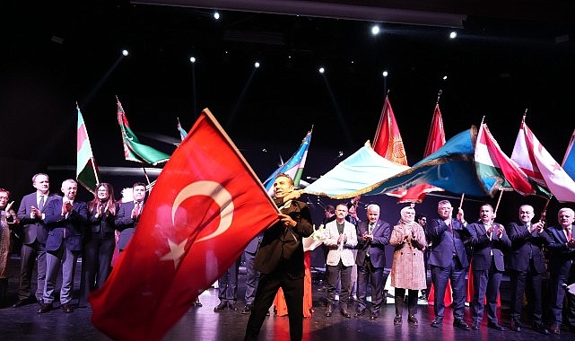 Kocaeli Büyükşehir Belediyesi'nin “Ortak Miras Tek Yürek” etkinliğinde Türk Dünyası,