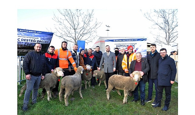 Kocaeli Büyükşehir Belediyesi, tohum ve gübreden hayvancılık ekipmanlarına, seralardan tıbbi