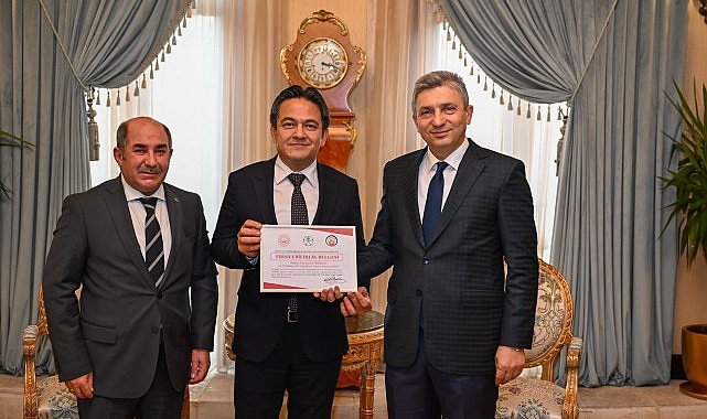 Antalya’da engelli ve hareket kabiliyeti kısıtlı bireylerin kent yaşamına tam,