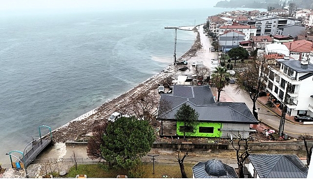 Kocaeli Büyükşehir Belediyesi, hayata geçirdiği projelerin yanı sıra vatandaşların can