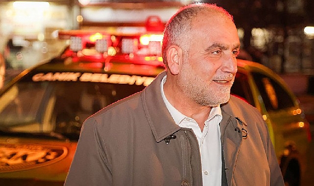 Canik Belediyesi, 7/24 sürdürdüğü karla mücadele seferberliğiyle yolları açık tuttu,