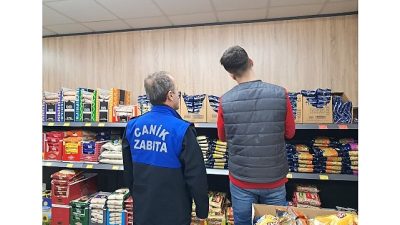 Canik Belediyesi Zabıta Müdürlüğü ekipleri, zincir marketlere yönelik denetimlerine aralıksız
