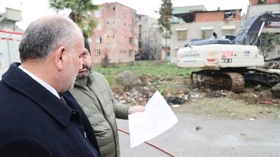 Canik Belediye Başkanı İbrahim Sandıkçı, kentsel dönüşümle vatandaşları güvenli yaşam