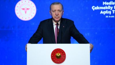 Cumhurbaşkanı Erdoğan, 2025 yılı ihracat rakamlarının açıklandığı programda açıklamalarda bulunuyor.
