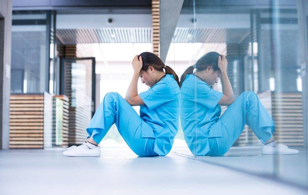 Hemşirelik Dernekleri atamaya isyan etti. Bu atama, yalnızca bir yönetim