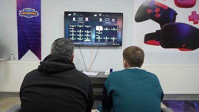 Gençleri teknoloji ve dijital sporlarla buluşturmak amacıyla Keçiören Belediyesi Prof.