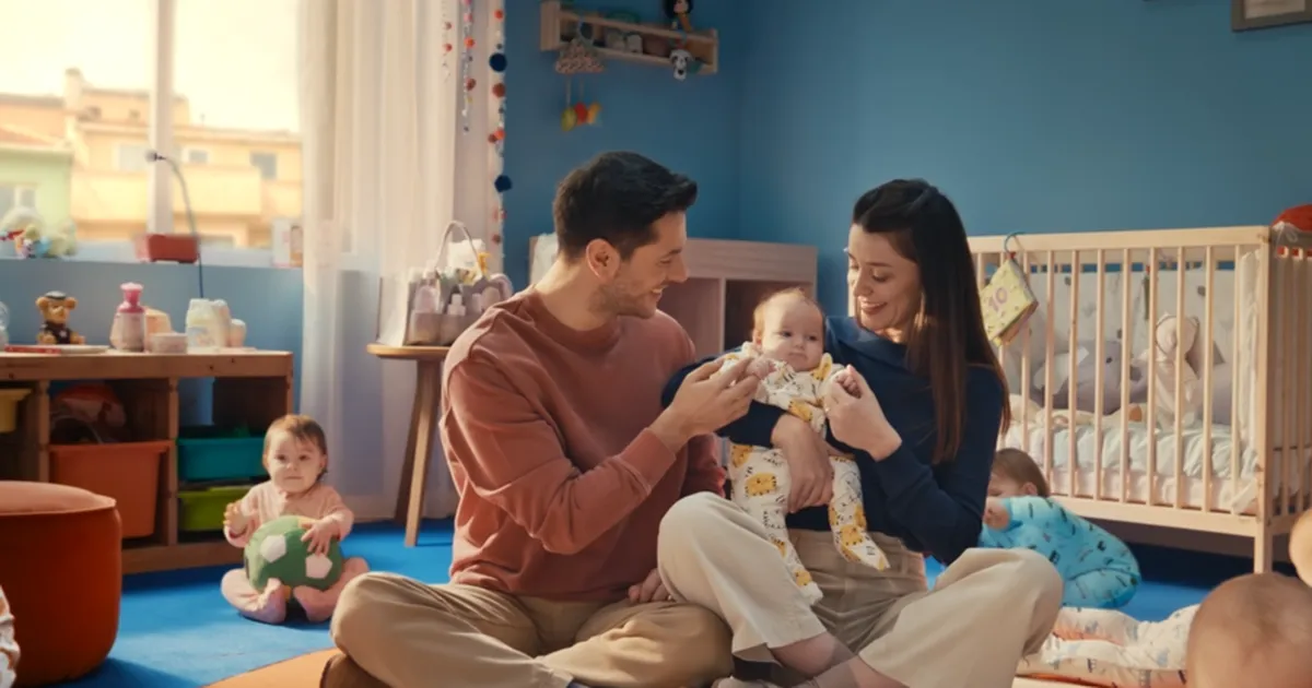 ebebek, 25. yılına özel yayınladığı teaser filmiyle markanın hikayesini samimi