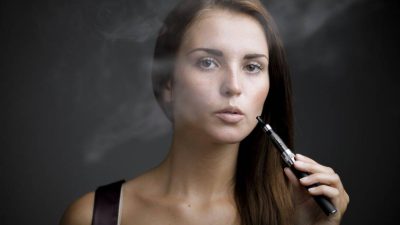 Elektronik sigara, tütün endüstrisinin yeni tuzağı...Araştırmalara göre e-sigara ile sigarayı