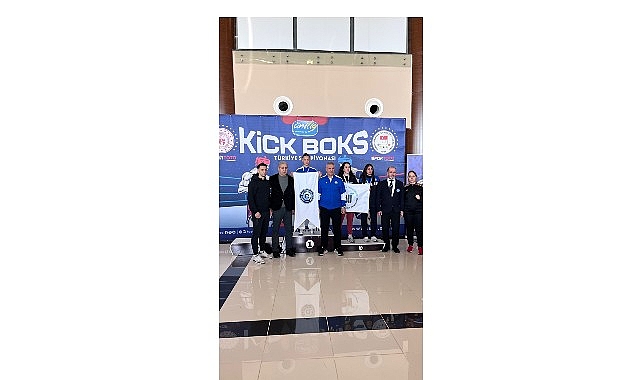 Ege Üniversitesi Spor Bilimleri Fakültesi öğrencileri farklı spor dallarında kazandığı