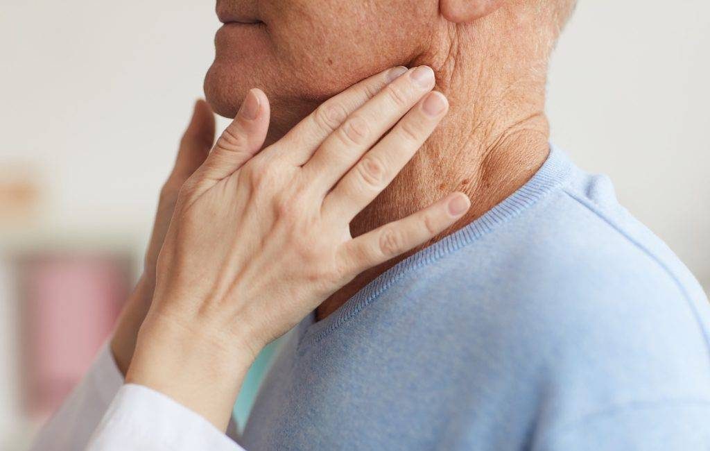 Gırtlak Kanseri neden olur? Uzmanlar, gırtlak kanseri vakalarının Yüzde 95’inden