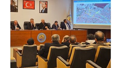 Belediye Başkanı Ali Yıldırım Sezer’in düzenli olarak gerçekleştirdiği toplantıya ilk
