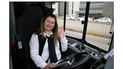 Kocaeli Büyükşehir Belediyesi, kadın istihdamını artırmaya yönelik çalışmalarını ulaşım alanında