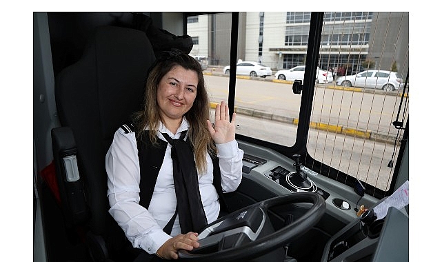 Kocaeli Büyükşehir Belediyesi, kadın istihdamını artırmaya yönelik çalışmalarını ulaşım alanında