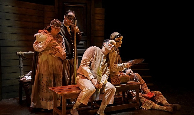 İstanbul Büyükşehir Belediyesi Şehir Tiyatroları, 2025-2026 tiyatro sezonunun yeni ayında 40 oyunla