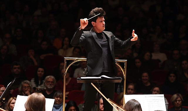 İzmir Oda Orkestrası, dünyaca ünlü trompet sanatçısı Lucienne Renaudin Vary