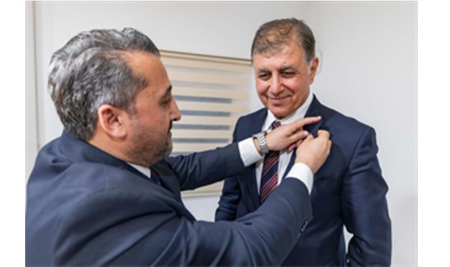 İzmir Büyükşehir Belediye Başkanı Dr. Cemil Tugay, Bakü–İzmir kardeş şehir