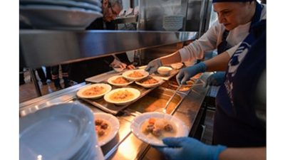 İzmir Büyükşehir Belediyesi’nin, ağırlaşan ekonomik koşullar karşısında yurttaşların sağlıklı ve