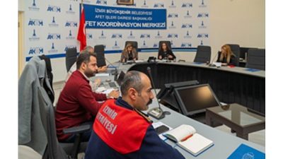 İzmir Büyükşehir Belediyesi, dün gece etkili olan sağanak yağışın ardından