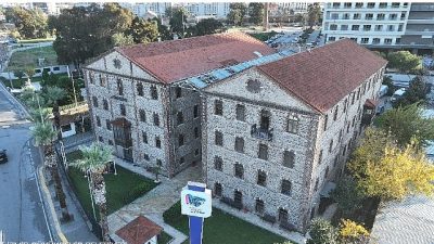 İzmir Büyükşehir Belediyesi Meslek Fabrikası 10 yıldır hem mesleki eğitim